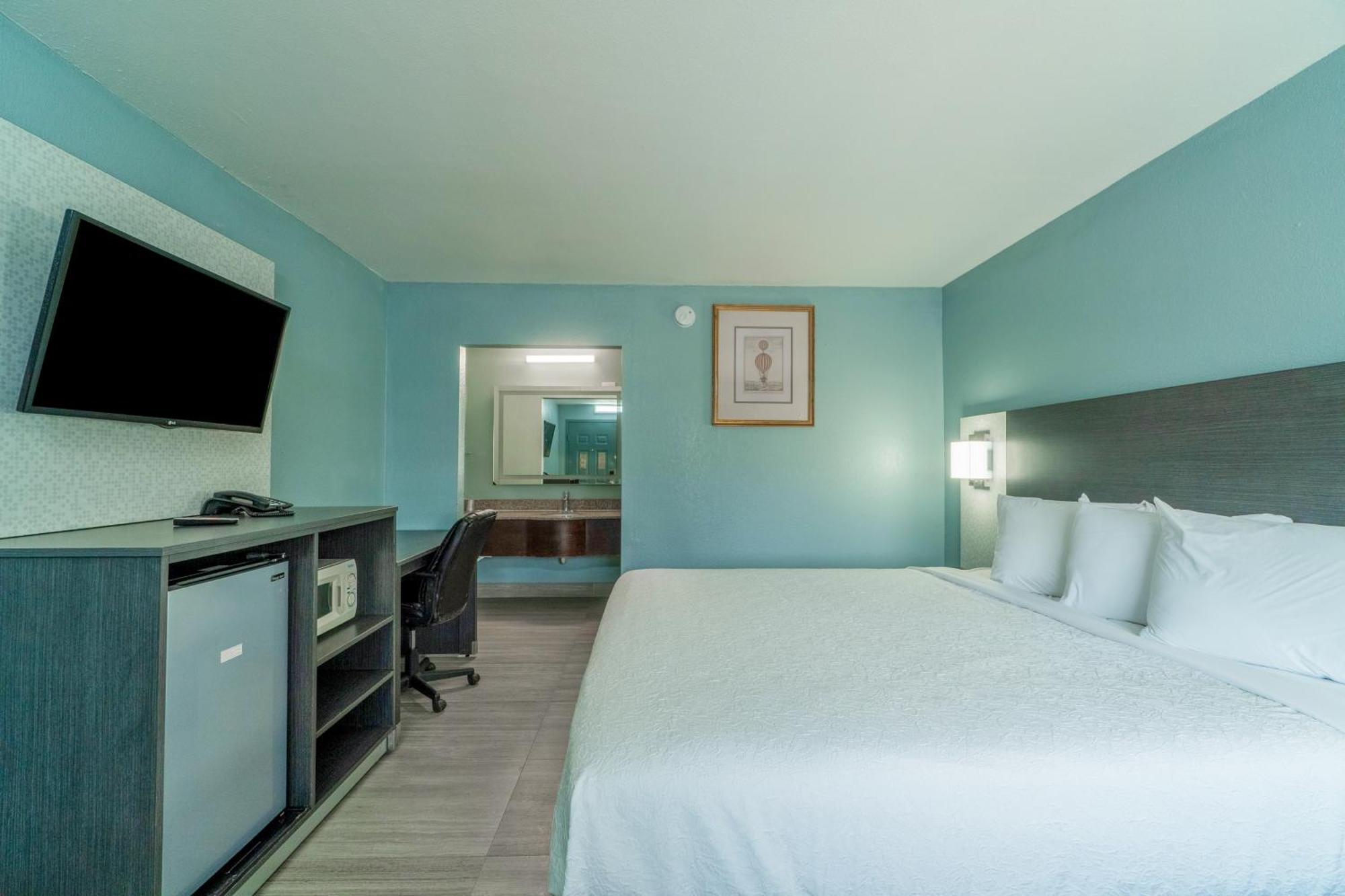 Lone Star Inn & Suites By Oyo Harlingen Tx Екстер'єр фото